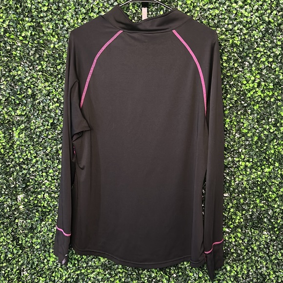 Half zip athletic top - Picture 2 of 2